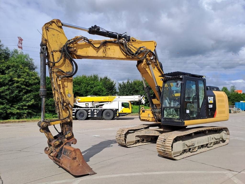 Kettenbagger des Typs Sonstige Cat 320FL, Gebrauchtmaschine in Stabroek (Bild 8)