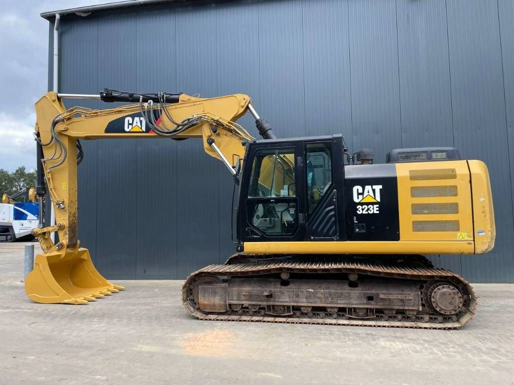 Kettenbagger des Typs Sonstige Cat 323EL VA, Gebrauchtmaschine in Venlo (Bild 2)