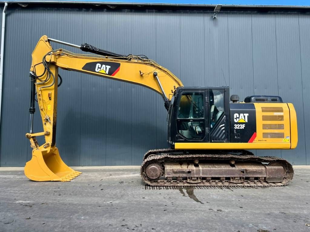 Kettenbagger van het type Sonstige Cat 323F L, Gebrauchtmaschine in Venlo (Foto 5)