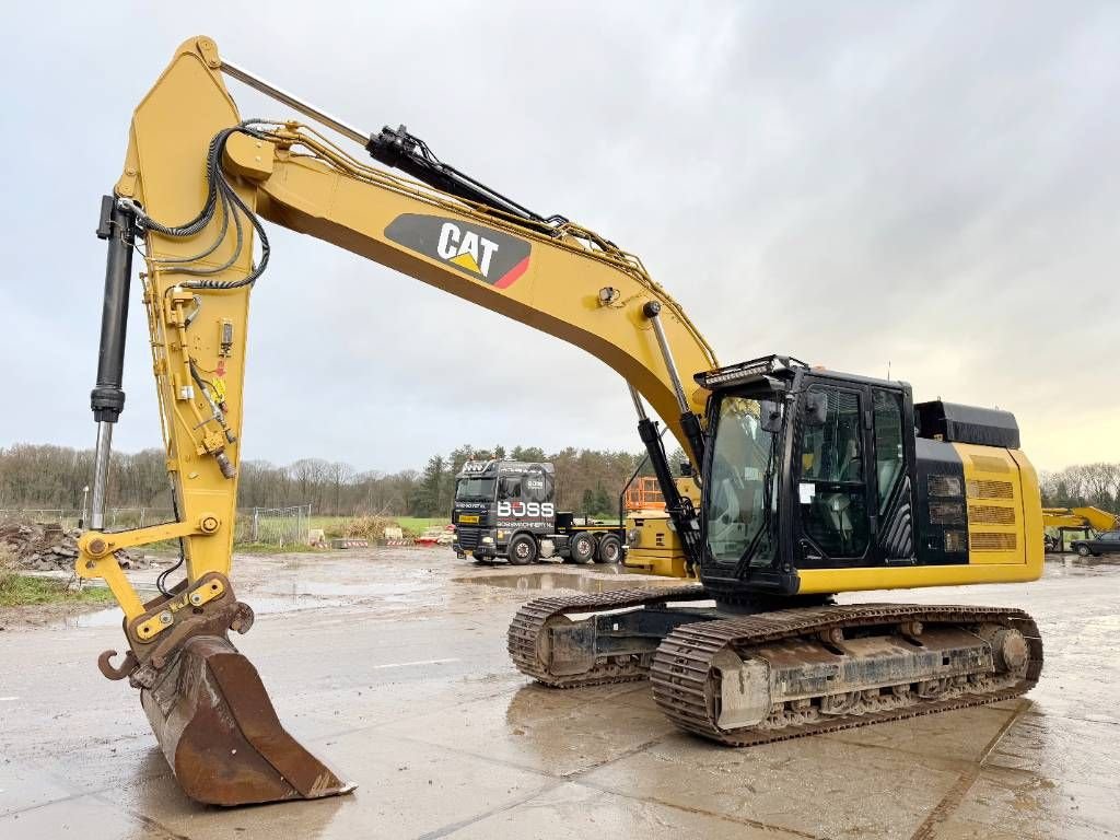 Kettenbagger of the type Sonstige Cat 323FL Z-Line Full Electric - 300kWh Capacity, Gebrauchtmaschine in Veldhoven (Picture 2)