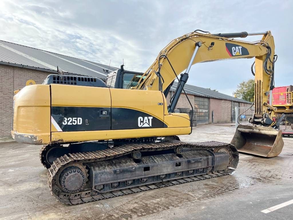 Kettenbagger a típus Sonstige Cat 325DL - Good Condition / Tilting Bucket, Gebrauchtmaschine ekkor: Veldhoven (Kép 5)