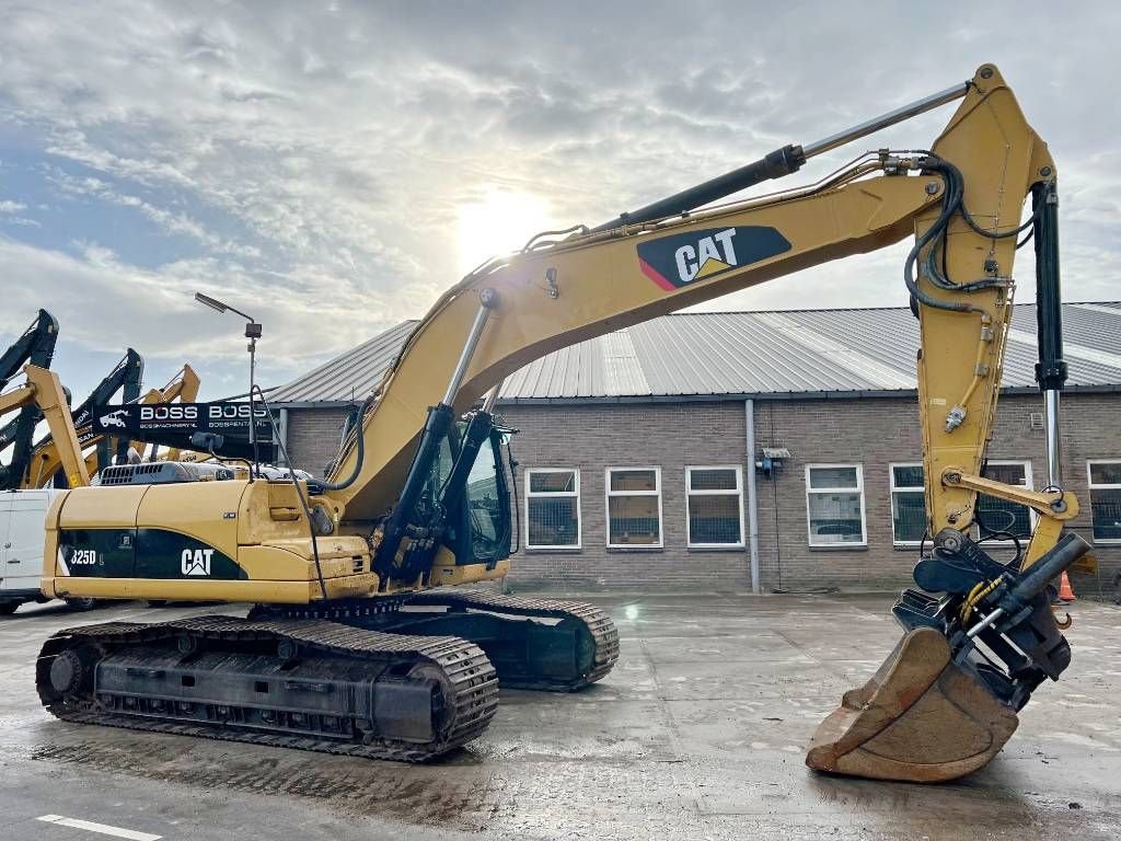 Kettenbagger typu Sonstige Cat 325DL - Good Condition / Tilting Bucket, Gebrauchtmaschine v Veldhoven (Obrázek 7)