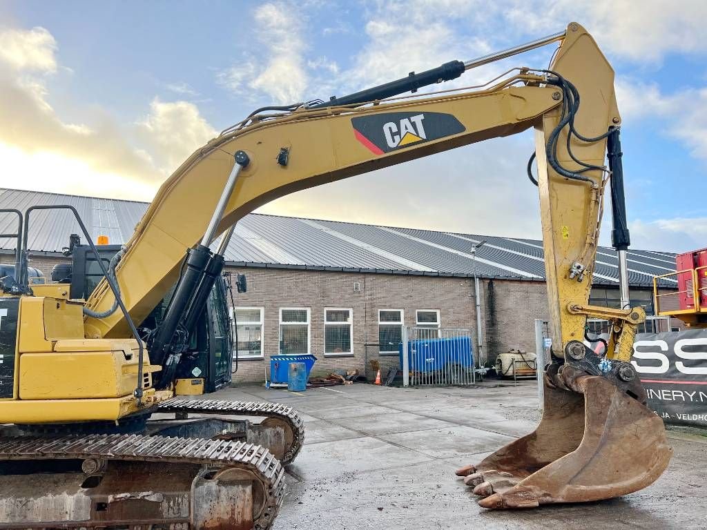 Kettenbagger des Typs Sonstige Cat 326FL - Low Hours / CE Certified, Gebrauchtmaschine in Veldhoven (Bild 10)