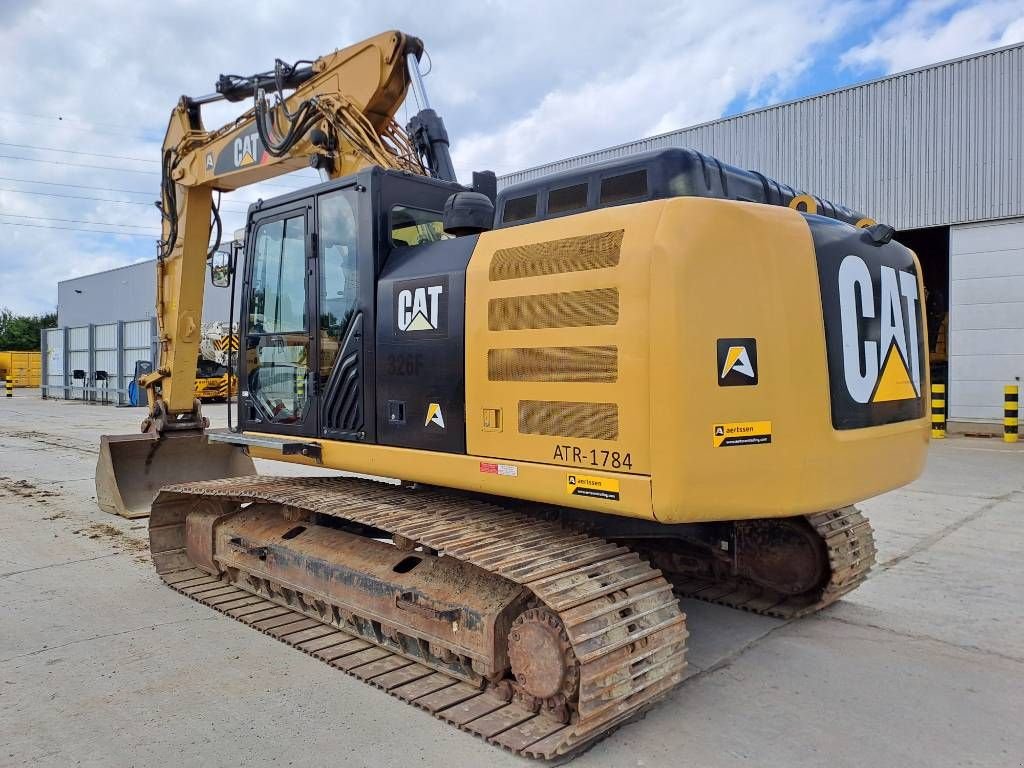 Kettenbagger van het type Sonstige Cat 326FL, Gebrauchtmaschine in Stabroek (Foto 2)