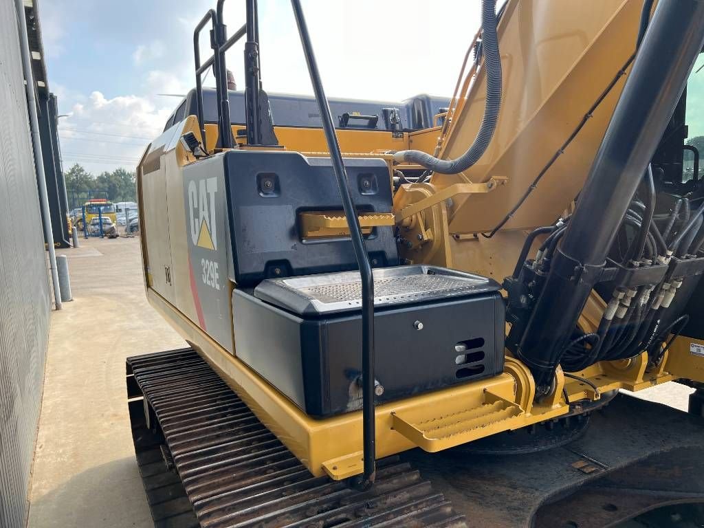 Kettenbagger van het type Sonstige Cat 329E L, Gebrauchtmaschine in Venlo (Foto 9)