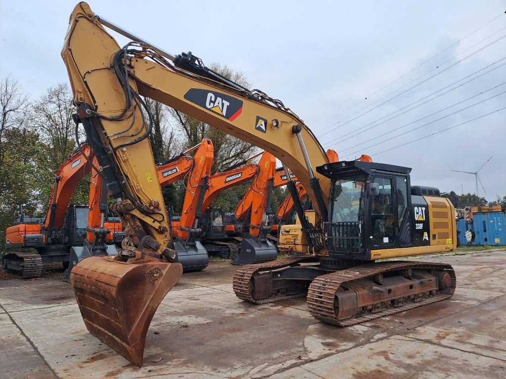 Kettenbagger typu Sonstige Cat 330FLN, Gebrauchtmaschine w Stabroek (Zdjęcie 8)