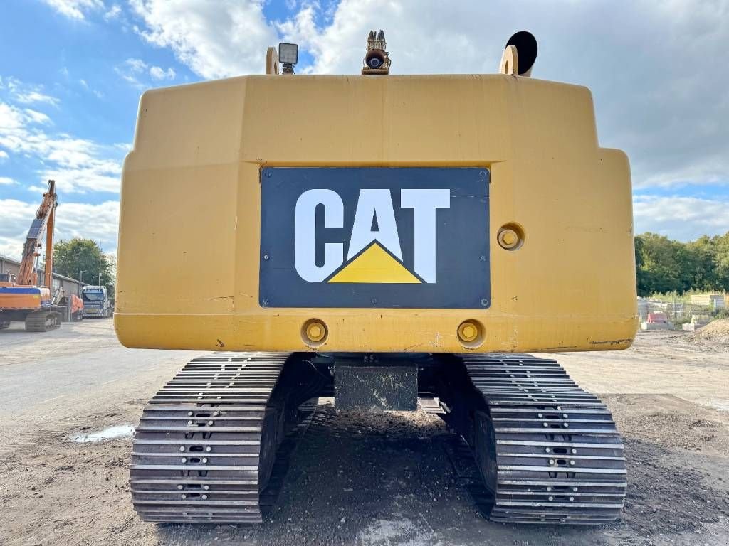 Kettenbagger van het type Sonstige Cat 345CL UHD - 30m Demolition / Hydr Undercarriage, Gebrauchtmaschine in Veldhoven (Foto 3)