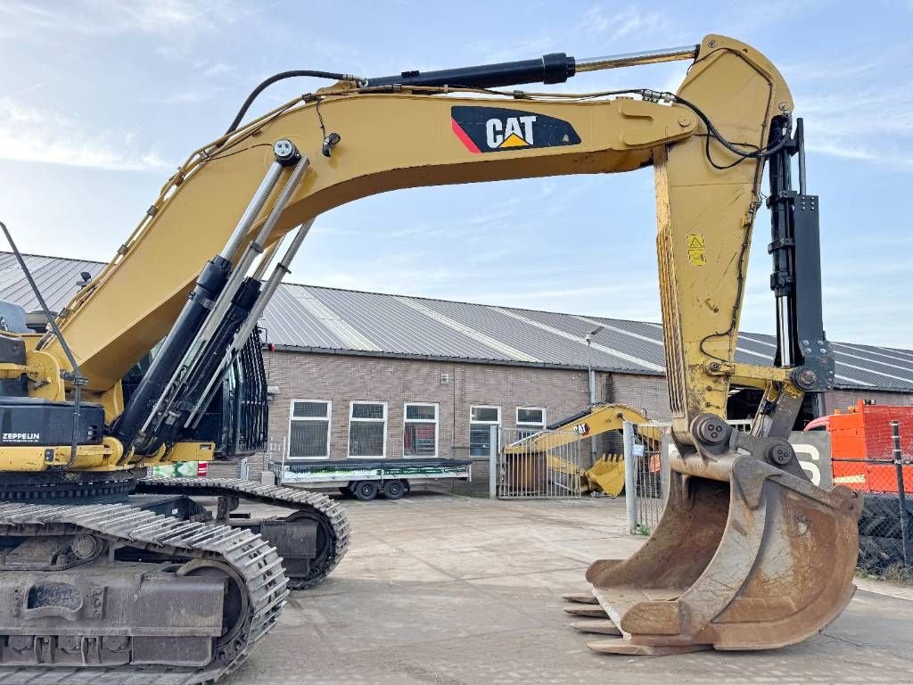 Kettenbagger van het type Sonstige Cat 349EL ME - German Machine / central Greasing, Gebrauchtmaschine in Veldhoven (Foto 11)