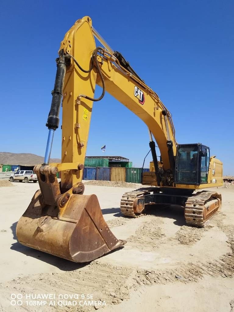 Kettenbagger des Typs Sonstige Cat 350 (Abu Dhabi ), Gebrauchtmaschine in Stabroek (Bild 3)