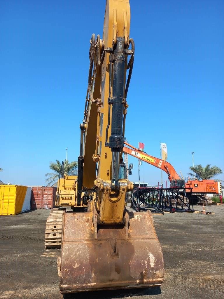 Kettenbagger des Typs Sonstige Cat 350 (Abu Dhabi), Gebrauchtmaschine in Stabroek (Bild 4)