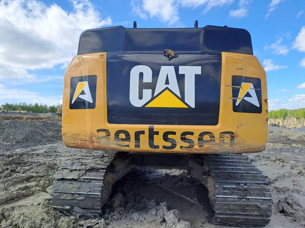 Kettenbagger du type Sonstige Cat 352F (With QC CW55S + Bucket), Gebrauchtmaschine en Stabroek (Photo 3)