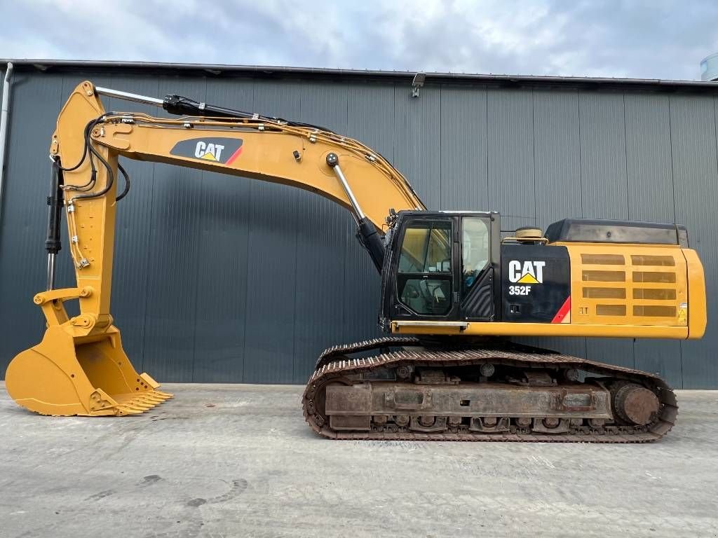 Kettenbagger van het type Sonstige Cat 352F, Gebrauchtmaschine in Venlo (Foto 2)