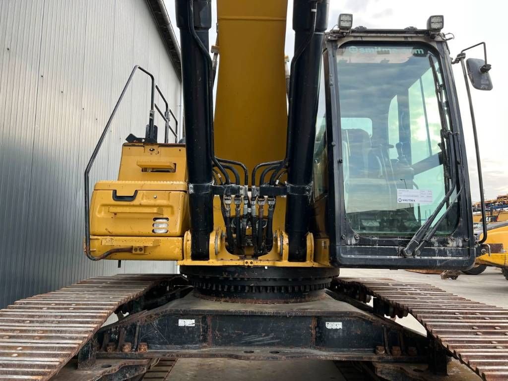 Kettenbagger des Typs Sonstige Cat 352F, Gebrauchtmaschine in Venlo (Bild 10)