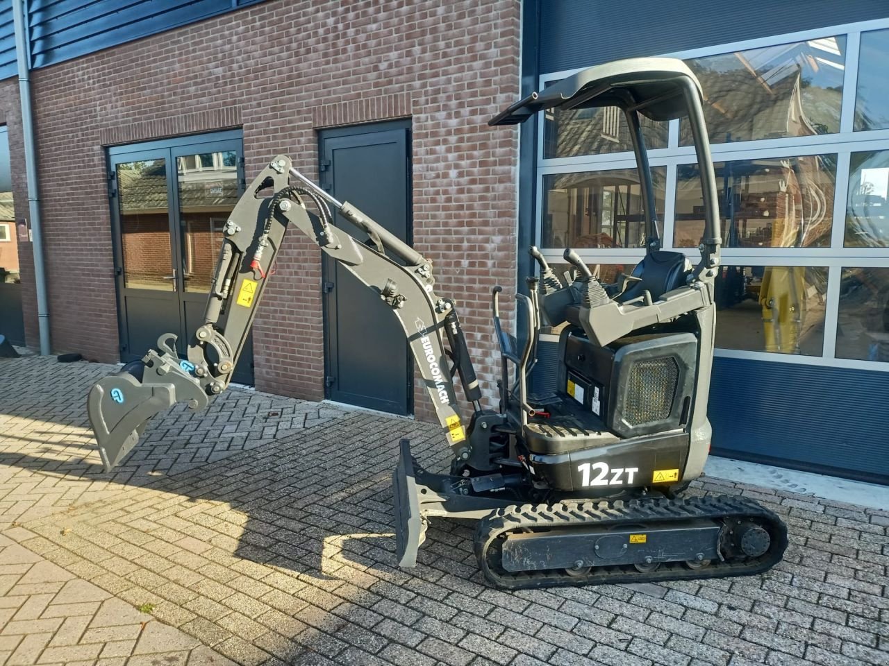 Kettenbagger des Typs Sonstige eurocomach 12zt 14sr, Gebrauchtmaschine in Lunteren (Bild 10)