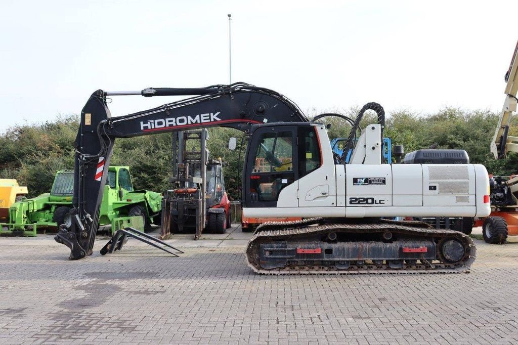 Kettenbagger del tipo Sonstige Hidromek HMK220LC-4 MH, Gebrauchtmaschine In Antwerpen (Immagine 2)