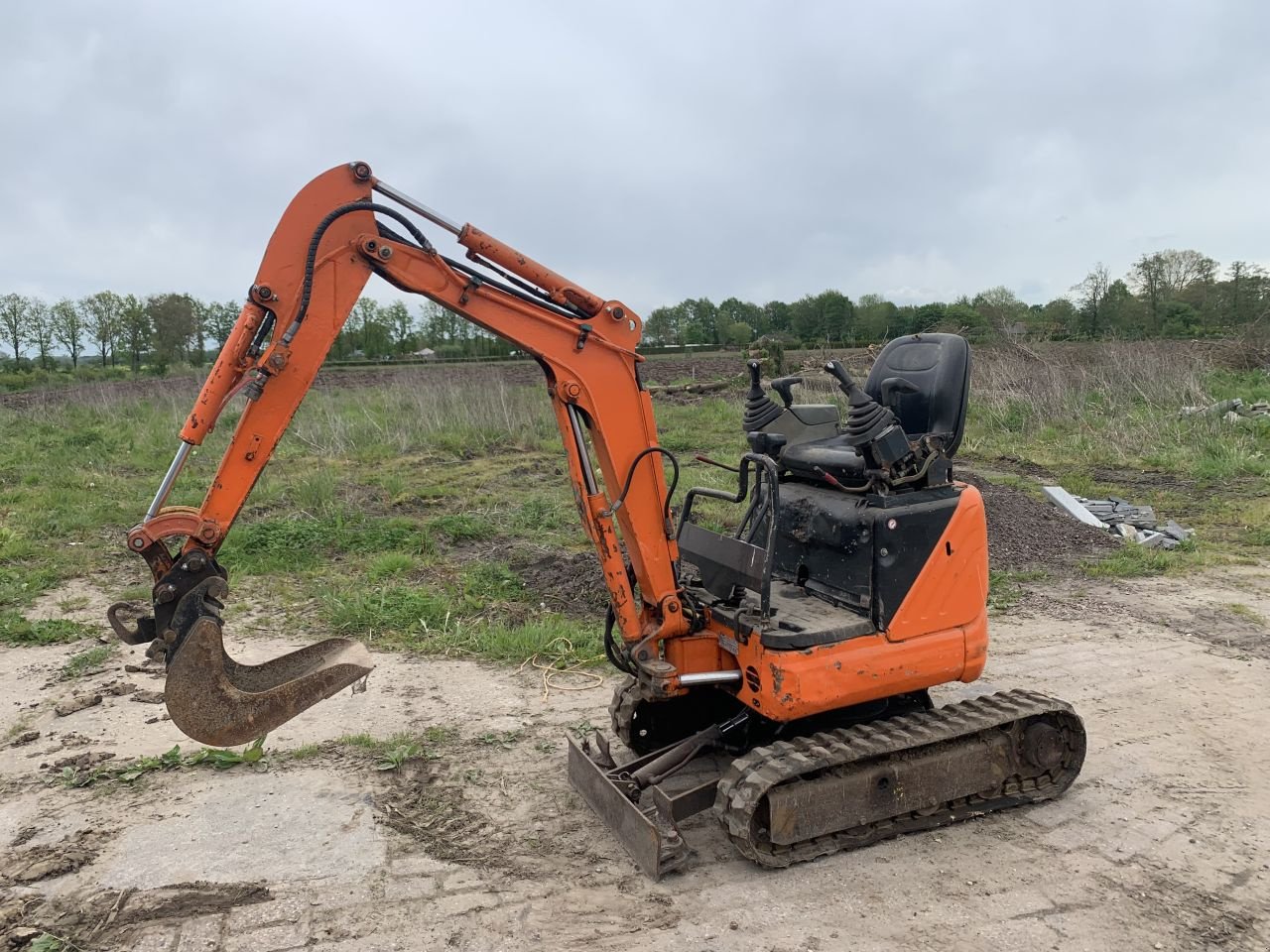 Kettenbagger typu Sonstige Nee holland kobelco .., Gebrauchtmaschine v Veessen (Obrázek 4)