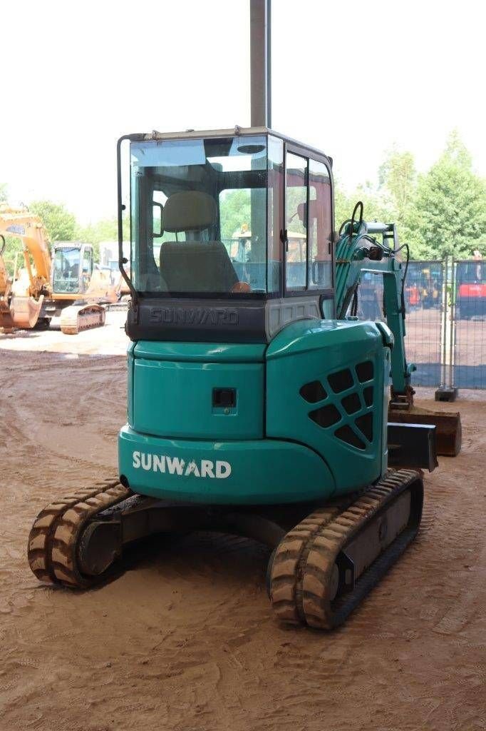 Kettenbagger del tipo Sunward SWE40, Gebrauchtmaschine en Antwerpen (Imagen 7)