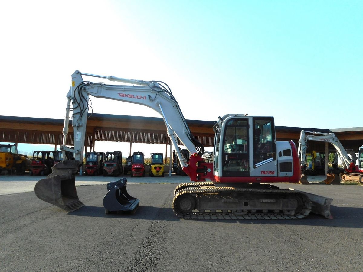 Kettenbagger del tipo Takeuchi TB 2150 ( 15.095kg ) mit Schwenkarm, Gebrauchtmaschine In St. Nikolai ob Draßling (Immagine 1)