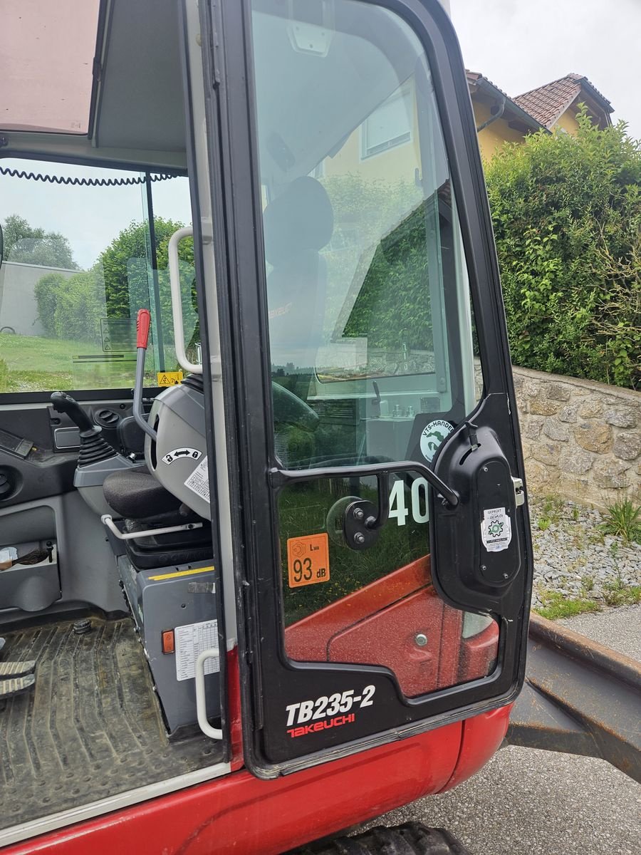 Kettenbagger van het type Takeuchi TB 235-2, Gebrauchtmaschine in Gallspach (Foto 19)