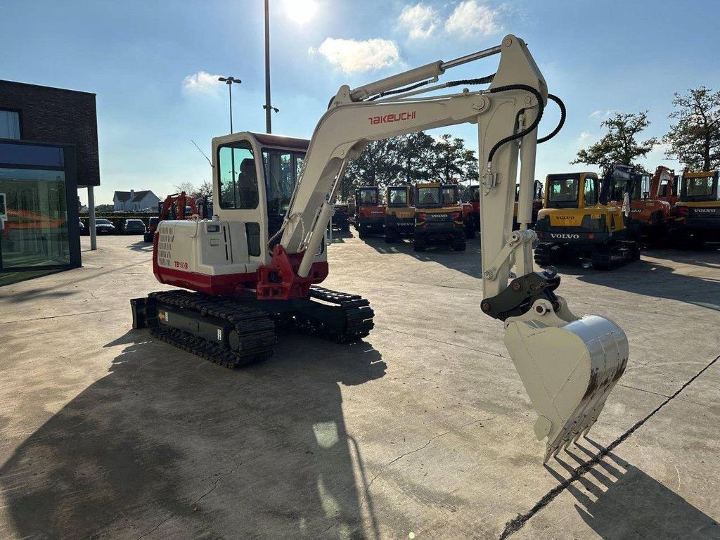 Kettenbagger van het type Takeuchi TB150C, Gebrauchtmaschine in Antwerpen (Foto 3)