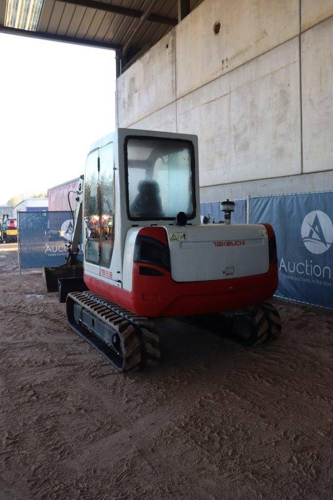 Kettenbagger des Typs Takeuchi TB160C, Gebrauchtmaschine in Antwerpen (Bild 4)