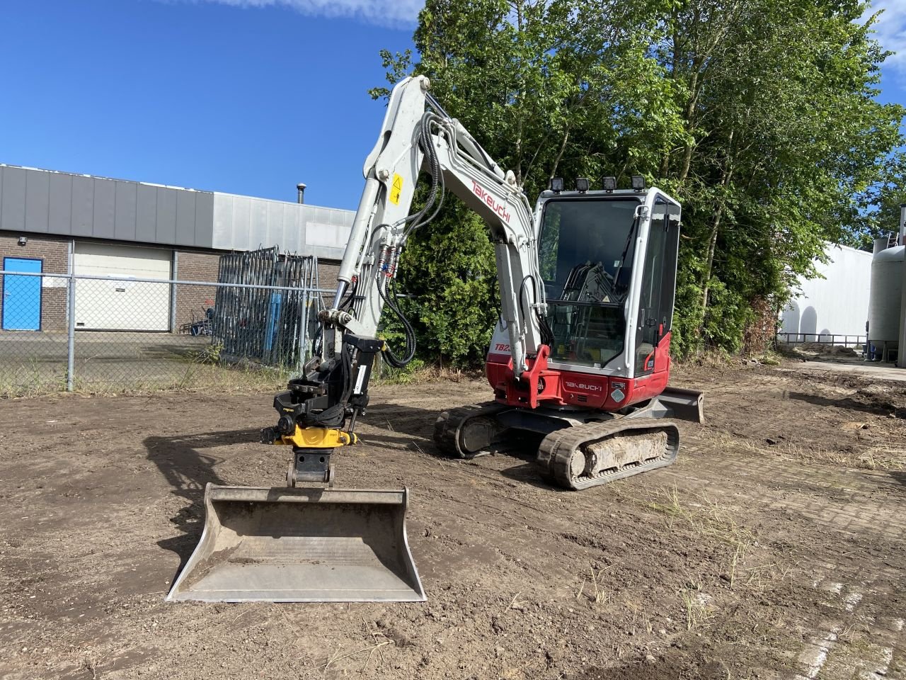 Kettenbagger tipa Takeuchi TB230 TB 230, Gebrauchtmaschine u Dronten (Slika 2)