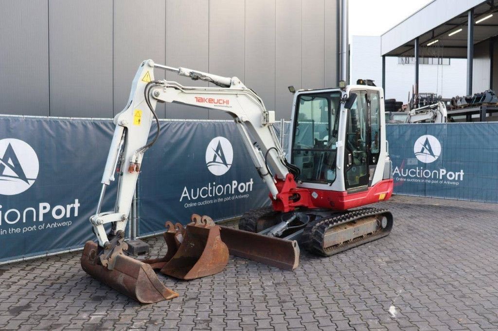 Kettenbagger a típus Takeuchi TB235, Gebrauchtmaschine ekkor: Antwerpen (Kép 9)