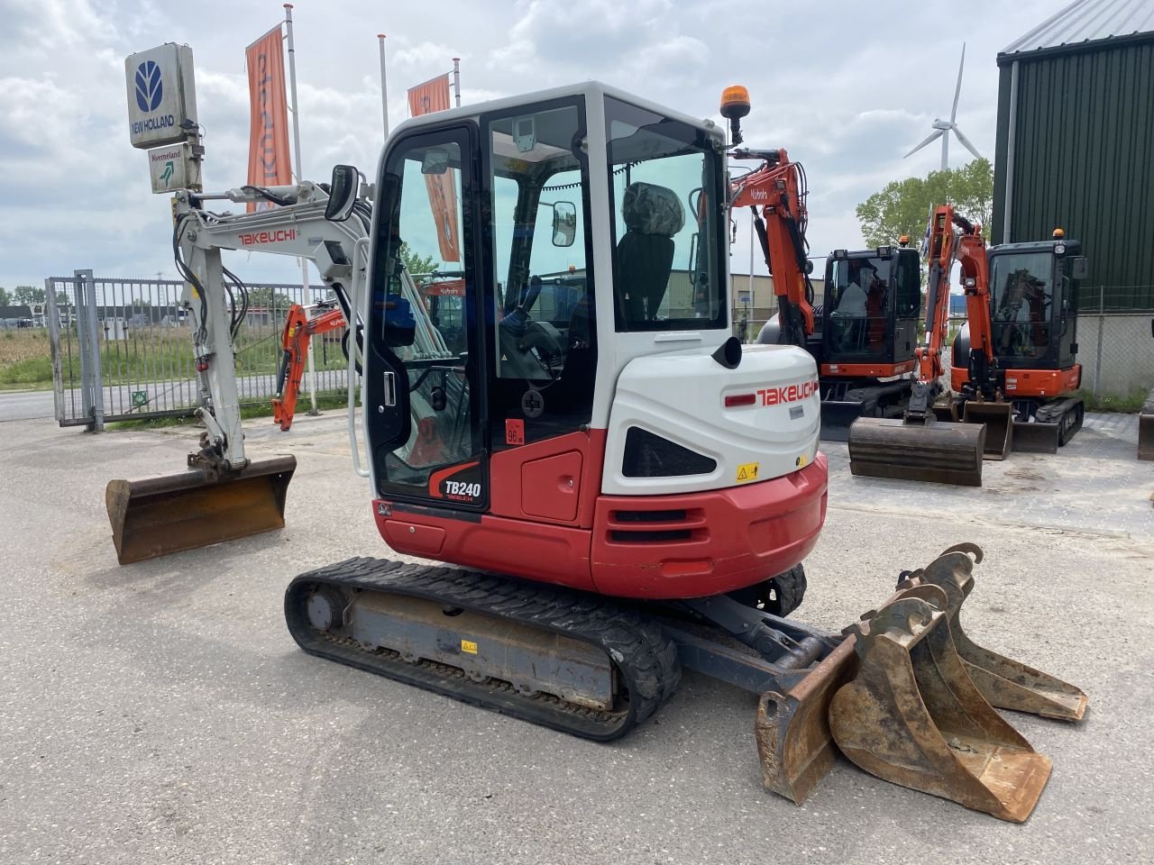 Kettenbagger typu Takeuchi TB240, Gebrauchtmaschine v Heerenveen (Obrázek 3)