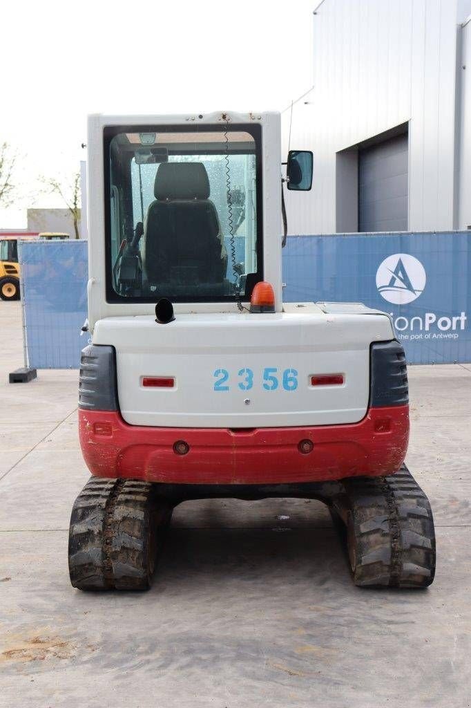 Kettenbagger del tipo Takeuchi TB250, Gebrauchtmaschine en Antwerpen (Imagen 5)