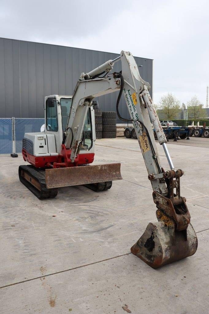 Kettenbagger typu Takeuchi TB250, Gebrauchtmaschine w Antwerpen (Zdjęcie 8)