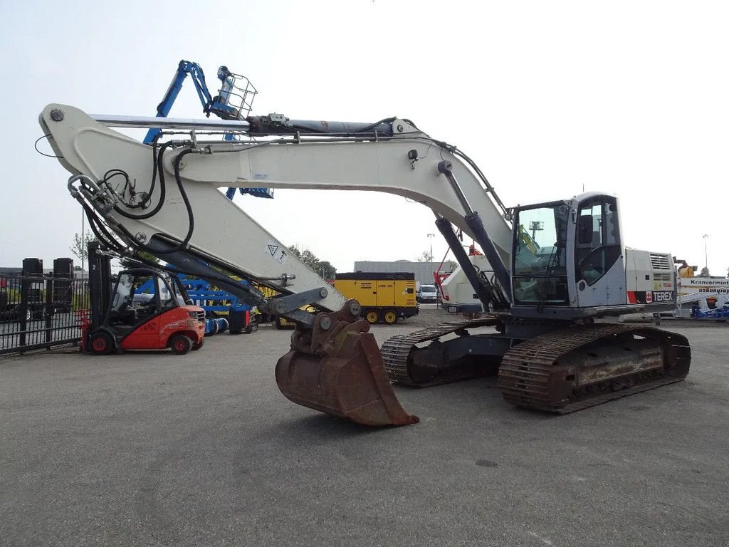 Kettenbagger van het type Terex TC260LC, Gebrauchtmaschine in Zutphen (Foto 1)