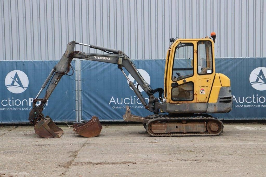 Kettenbagger typu Volvo 282, Gebrauchtmaschine v Antwerpen (Obrázek 2)