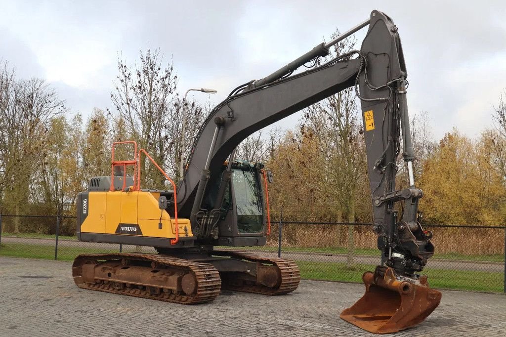 Kettenbagger типа Volvo EC 220 EL ROTOTILT QUICK COUPLER BUCKET AIRCO, Gebrauchtmaschine в Marknesse (Фотография 5)