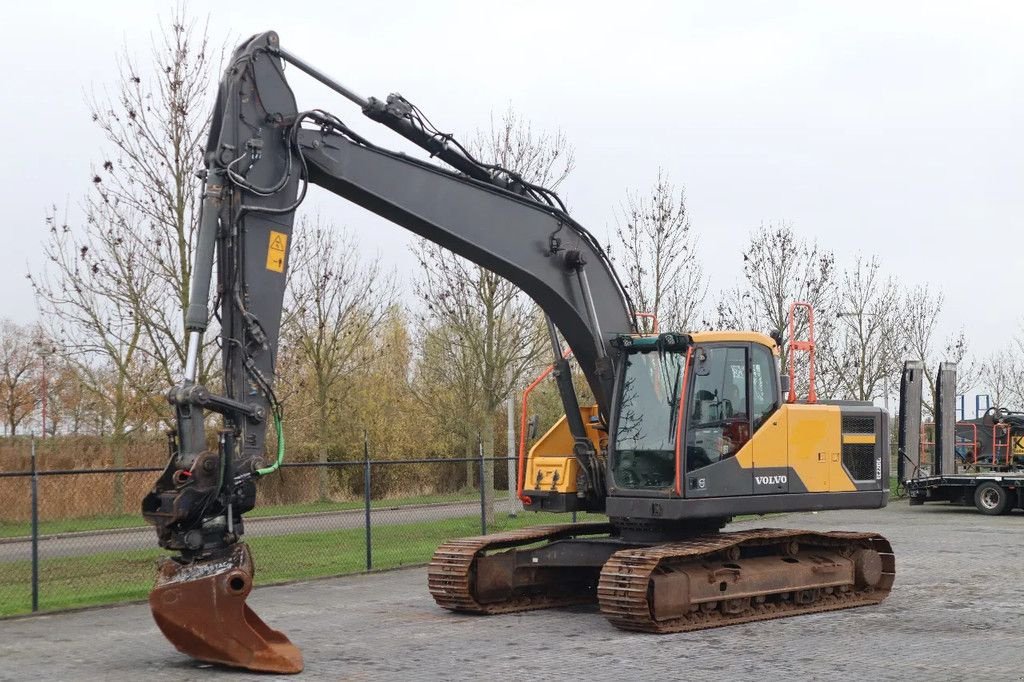 Kettenbagger типа Volvo EC 220 EL ROTOTILT QUICK COUPLER BUCKET AIRCO, Gebrauchtmaschine в Marknesse (Фотография 2)