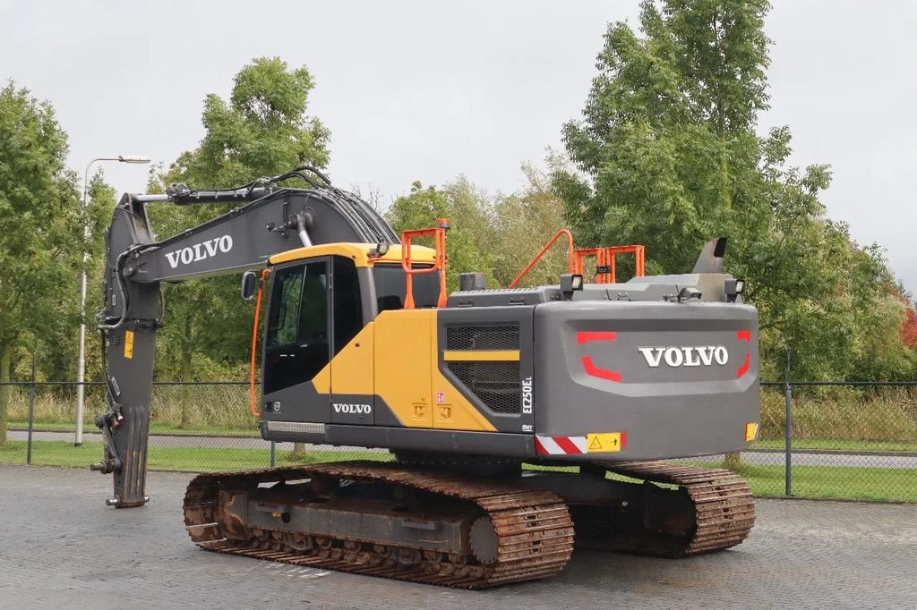 Kettenbagger tipa Volvo EC 250 EL DUTCH MACHINE EXCELLENT CONDITION, Gebrauchtmaschine u Marknesse (Slika 3)