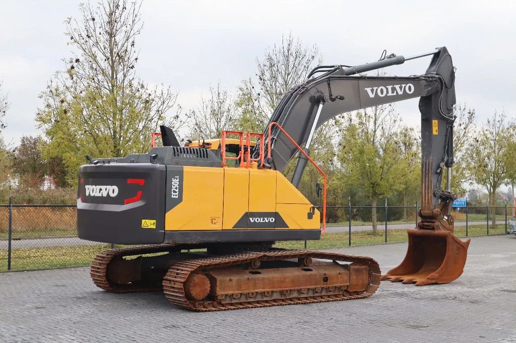 Kettenbagger типа Volvo EC 250 EL QUICK COUPLER BUCKET AIRCO, Gebrauchtmaschine в Marknesse (Фотография 7)