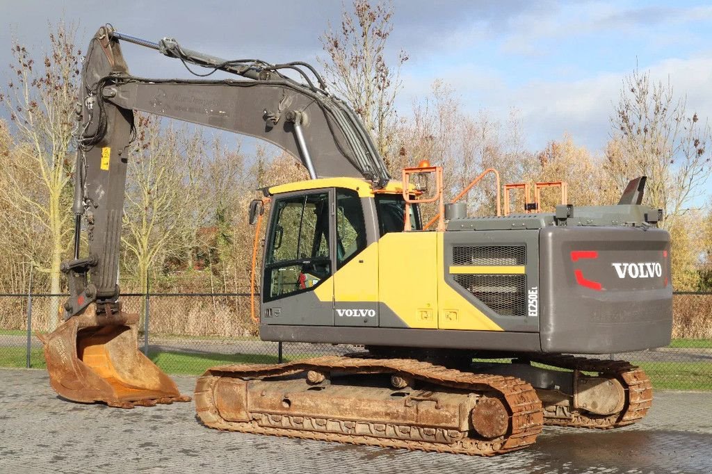 Kettenbagger tip Volvo EC 250 EL QUICK COUPLER BUCKET AIRCO, Gebrauchtmaschine in Marknesse (Poză 3)