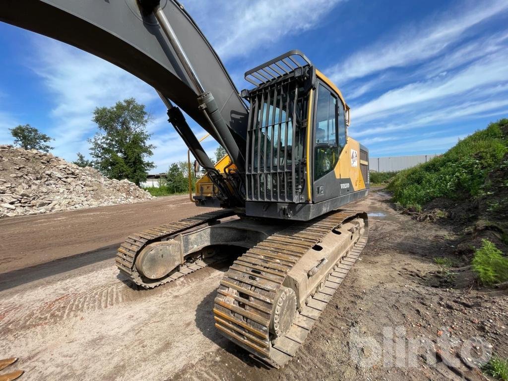 Kettenbagger του τύπου Volvo EC 300 E, Gebrauchtmaschine σε Düsseldorf (Φωτογραφία 2)