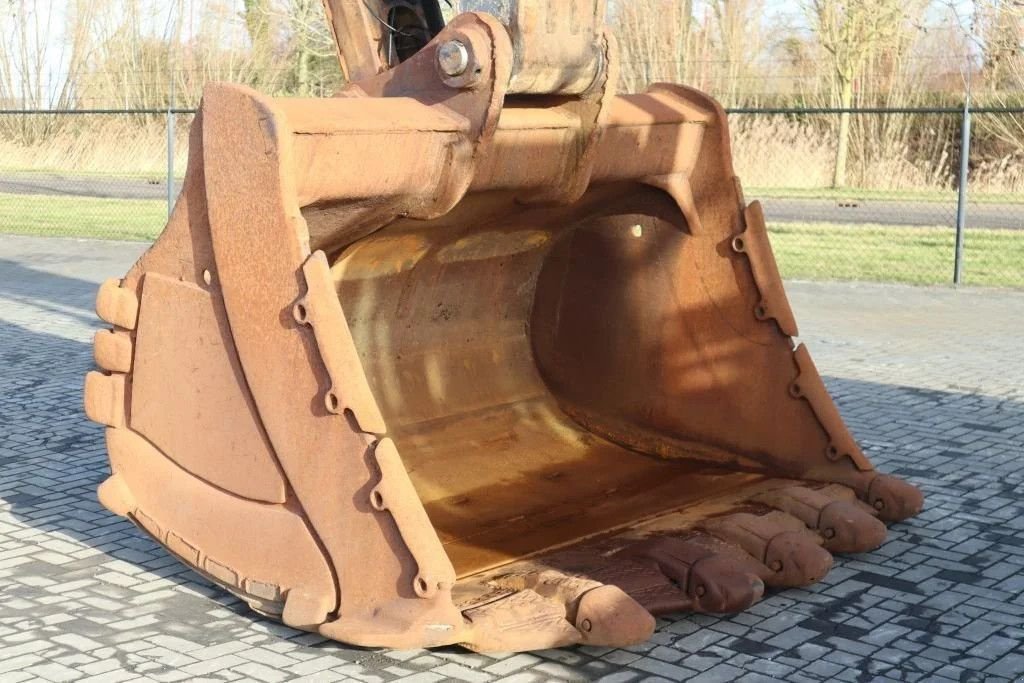 Kettenbagger del tipo Volvo EC 700 CL BUCKET HAMMER LINE AIRCO, Gebrauchtmaschine en Marknesse (Imagen 8)