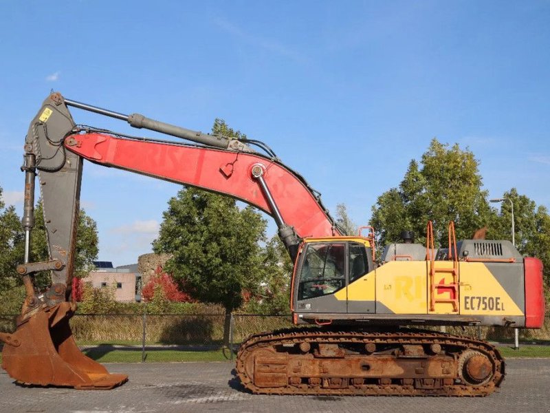 Kettenbagger of the type Volvo EC 750 EL BUCKET HYDRAULIC QUICK COUPLER, Gebrauchtmaschine in Marknesse