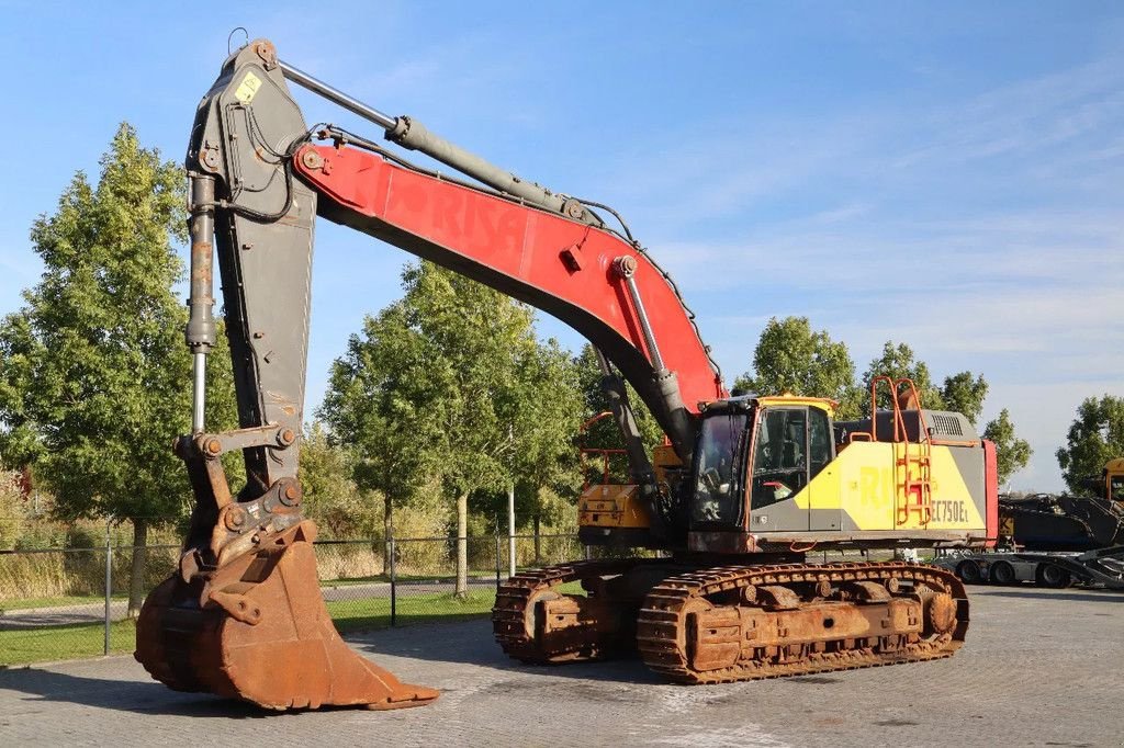 Kettenbagger of the type Volvo EC 750 EL BUCKET HYDRAULIC QUICK COUPLER, Gebrauchtmaschine in Marknesse (Picture 2)