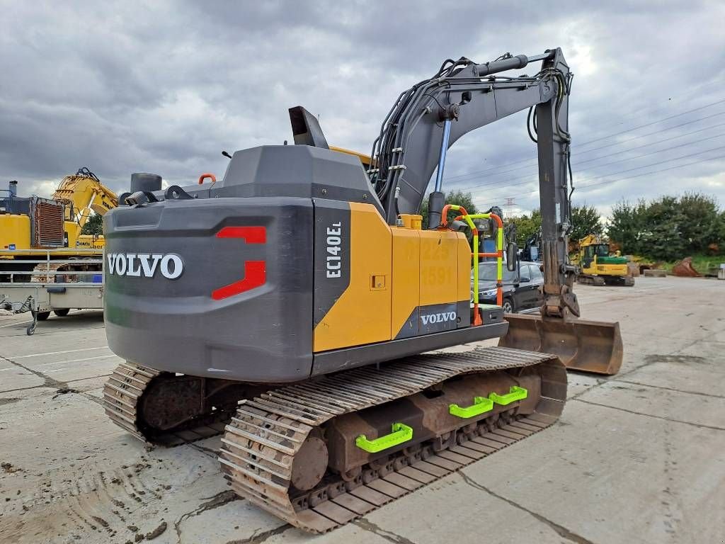 Kettenbagger des Typs Volvo EC140EL (2 pieces available), Gebrauchtmaschine in Stabroek (Bild 4)