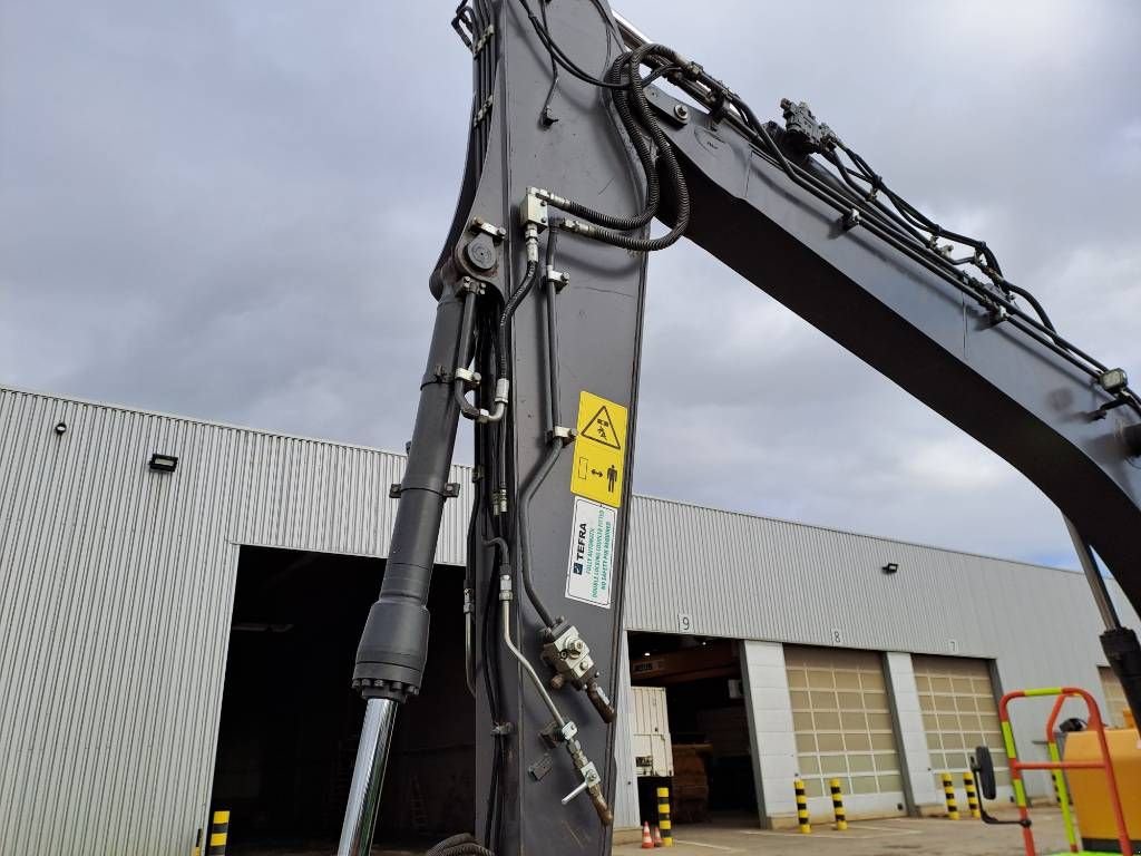 Kettenbagger van het type Volvo EC140EL (2 pieces available), Gebrauchtmaschine in Stabroek (Foto 9)