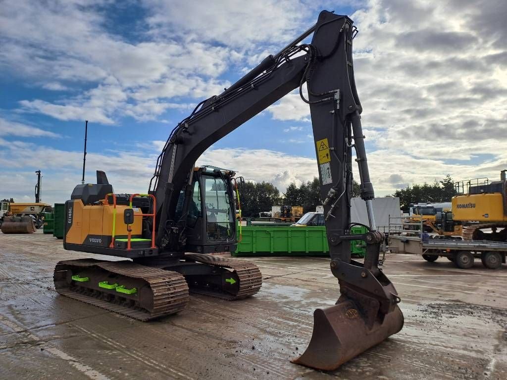 Kettenbagger van het type Volvo EC140EL (2 pieces available), Gebrauchtmaschine in Stabroek (Foto 7)