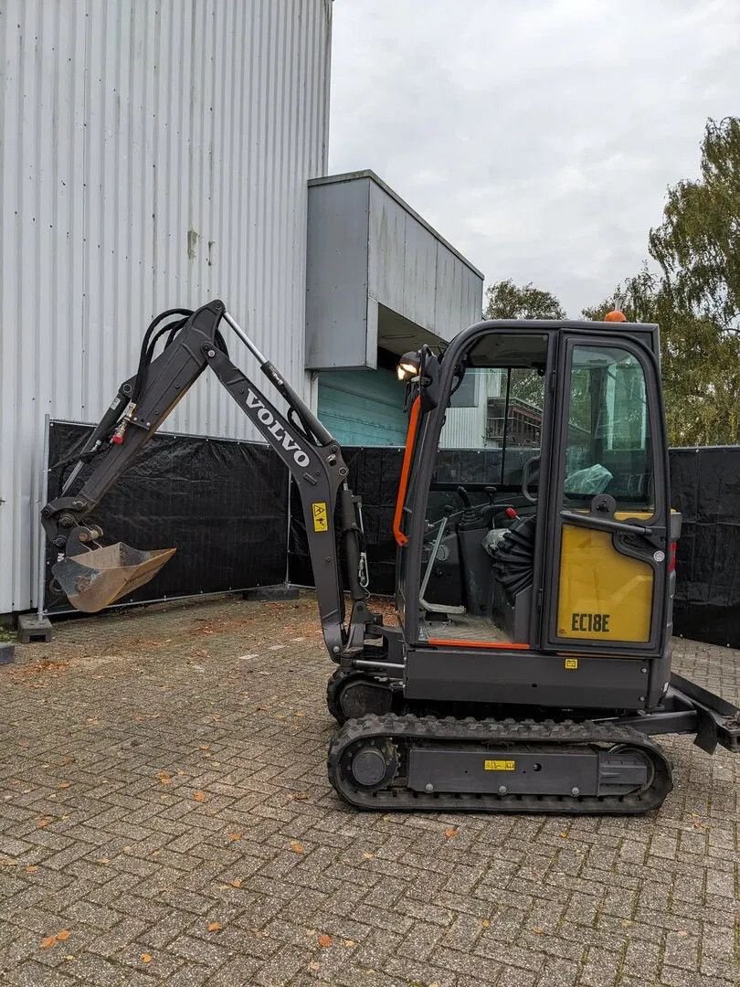 Kettenbagger Türe ait Volvo EC18E, Gebrauchtmaschine içinde Groningen (resim 8)