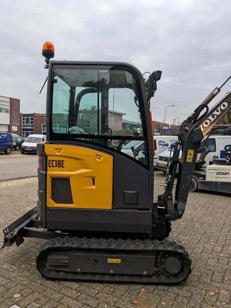 Kettenbagger des Typs Volvo EC18E, Gebrauchtmaschine in Groningen (Bild 9)