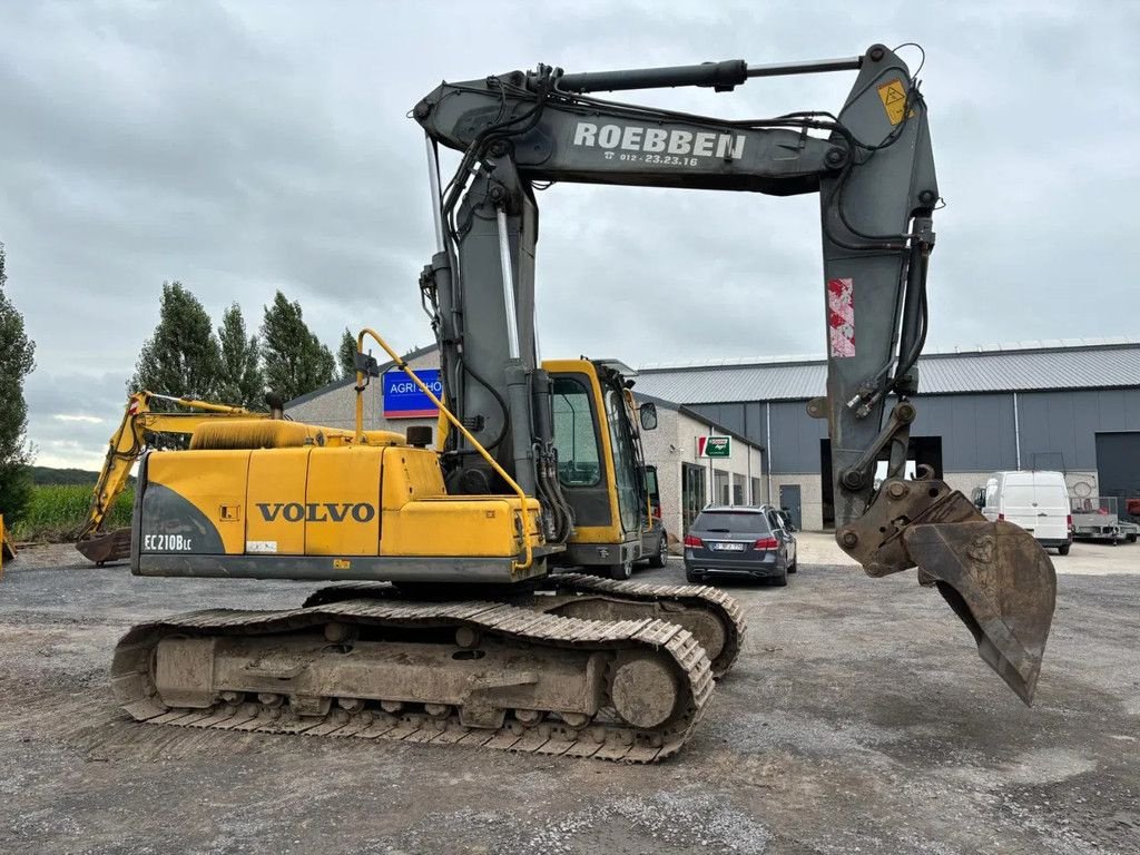 Kettenbagger typu Volvo EC210BLC, Gebrauchtmaschine v Wevelgem (Obrázok 3)