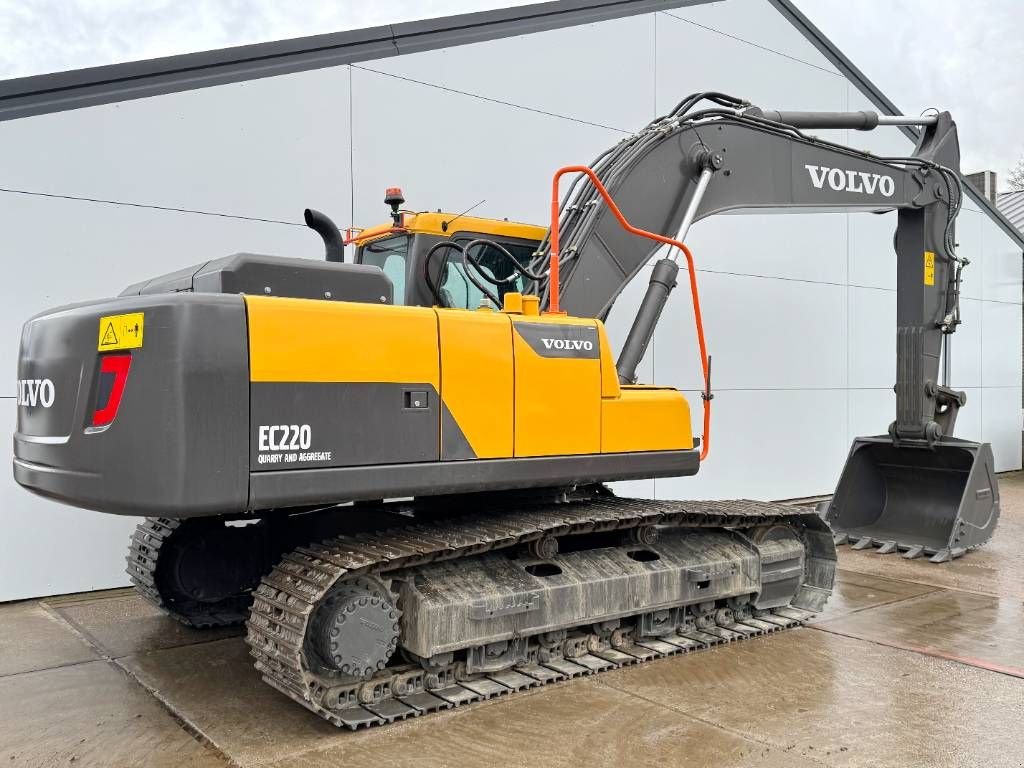 Kettenbagger van het type Volvo EC220DB - New / Unused / 2024 Model, Gebrauchtmaschine in Veldhoven (Foto 5)