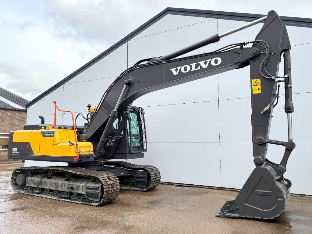 Kettenbagger van het type Volvo EC220DB - New / Unused / 2024 Model, Gebrauchtmaschine in Veldhoven (Foto 7)