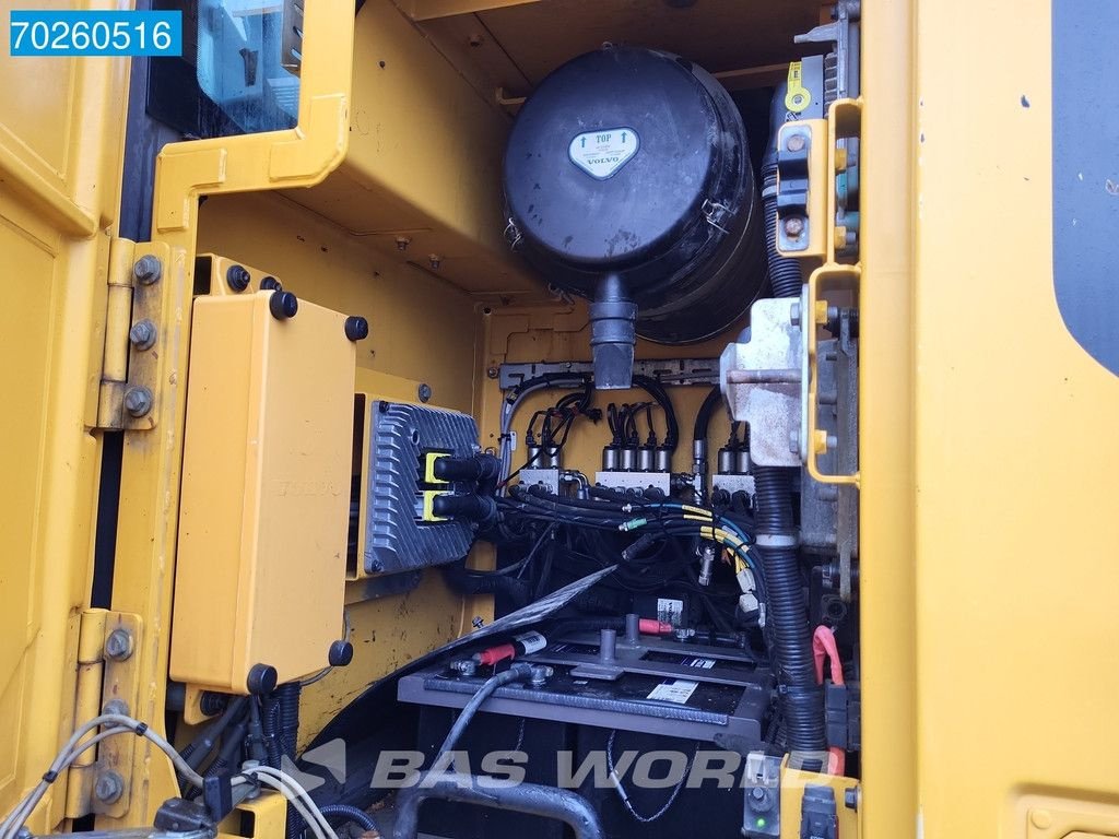 Kettenbagger του τύπου Volvo EC250 E L AMV DRILLING SYSTEM - REMOTE CONTROLED, Gebrauchtmaschine σε Veghel (Φωτογραφία 11)